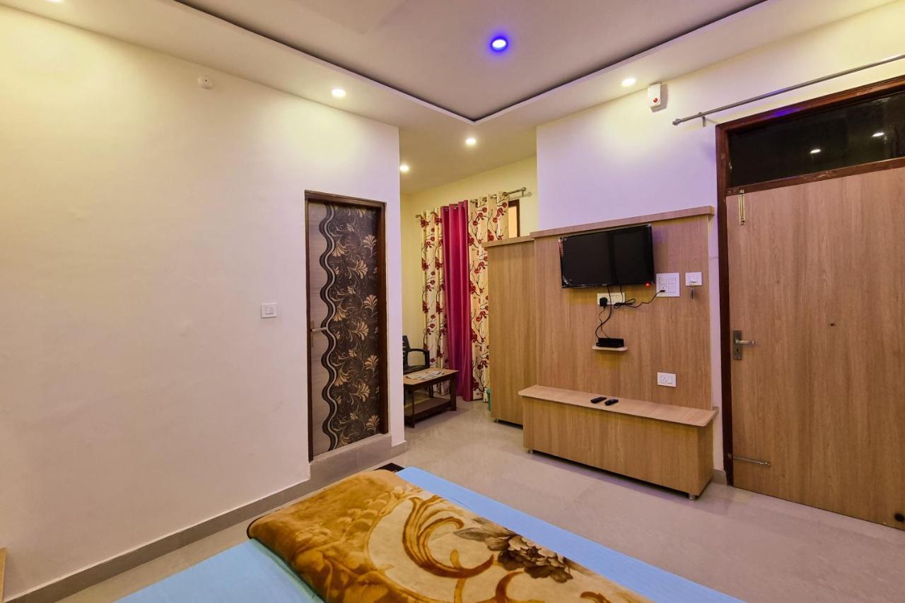 Mohan Home Stay Dalhousie Bagian luar foto