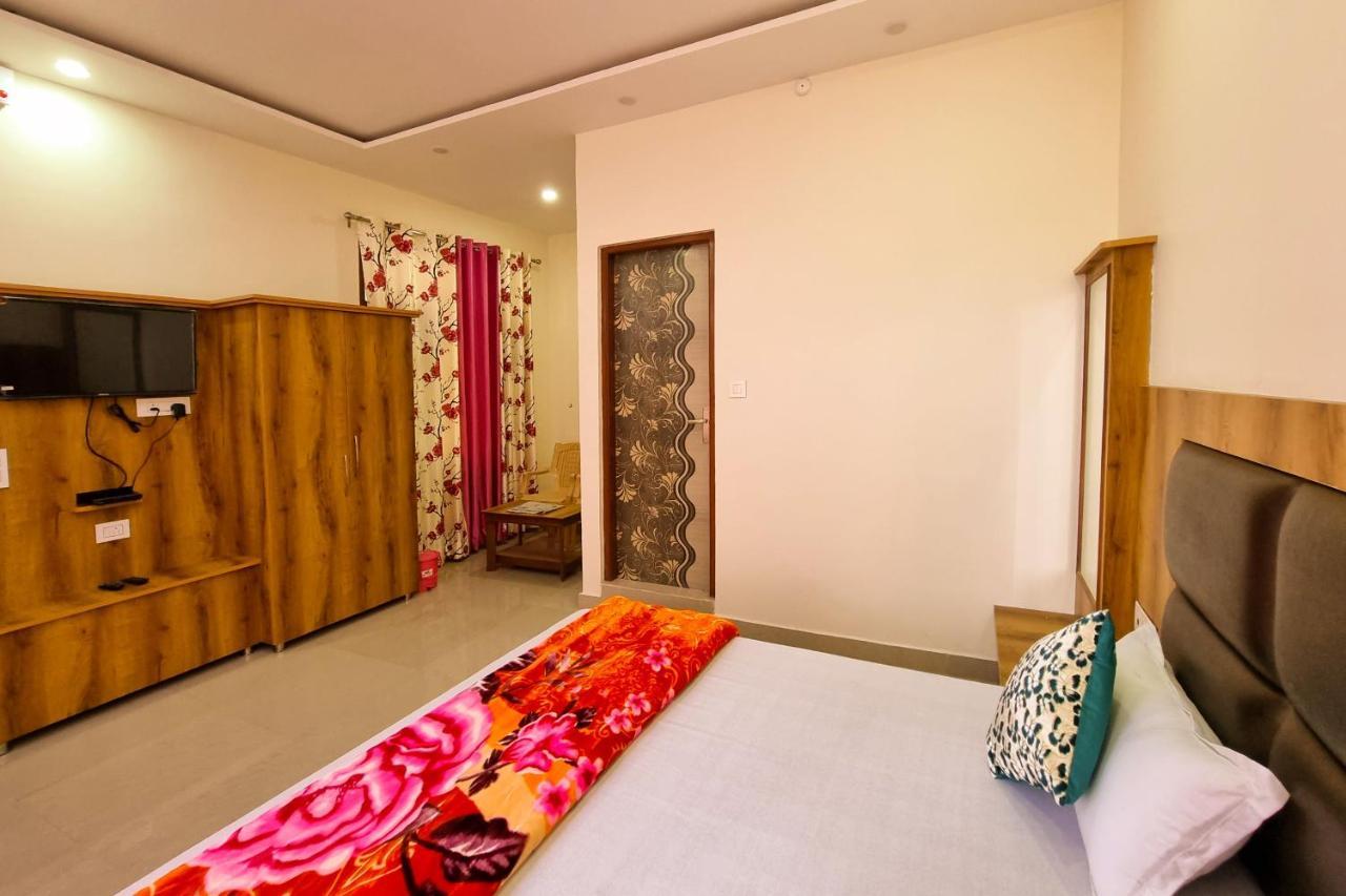Mohan Home Stay Dalhousie Bagian luar foto