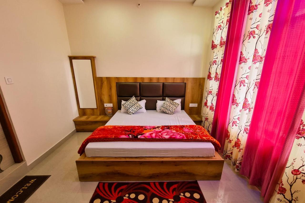 Mohan Home Stay Dalhousie Bagian luar foto